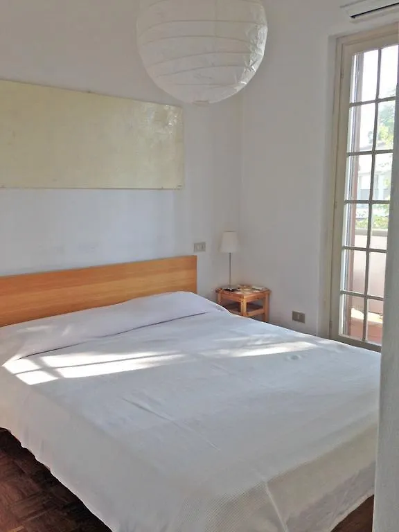 Holiday Home Villetta Cinquale Italy
